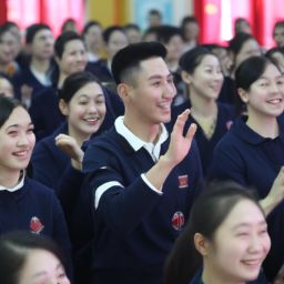 <strong>美容</strong>護膚行業(yè)在五行中屬于什么行業(yè)？探尋傳統(tǒng)哲學與現(xiàn)代商業(yè)的契合點